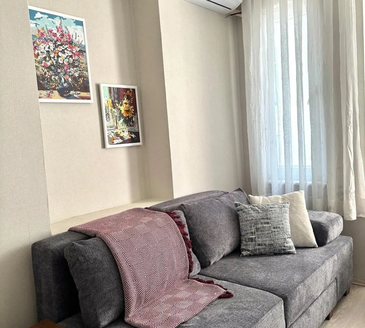 Pink House Walk Everywhere, 3Br, Fiber Internet Istanbul Villa