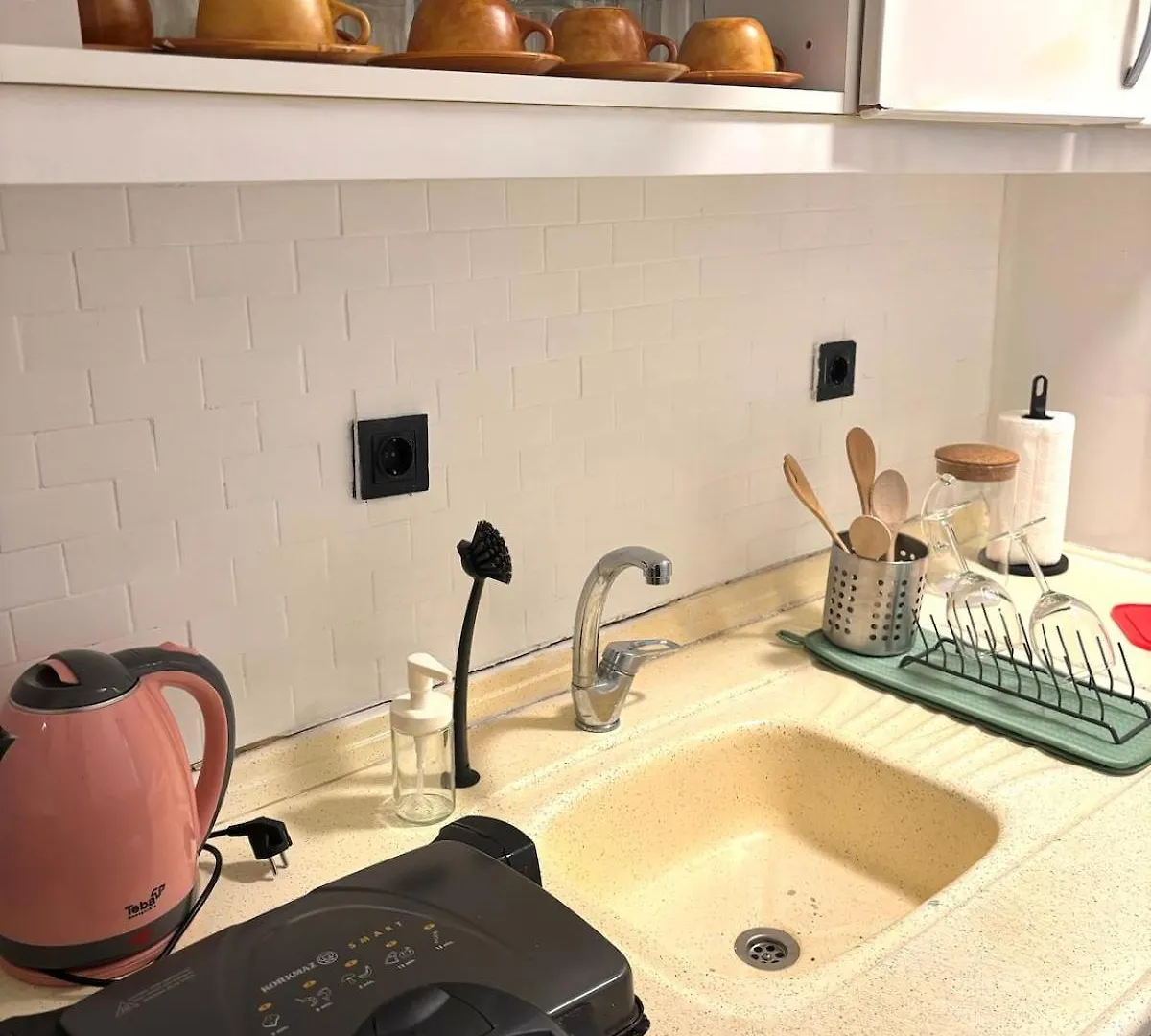 Villa Pink House Walk Everywhere, 3Br, Fiber Internet Istanbul Turkey