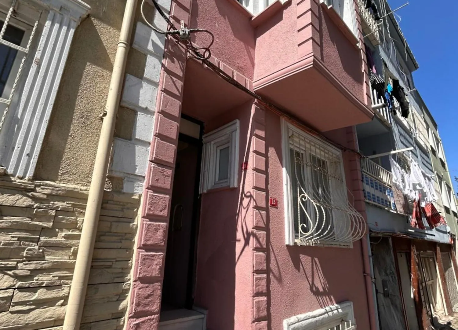 איסטמבול Pink House Walk Everywhere, 3Br, Fiber Internet וילה