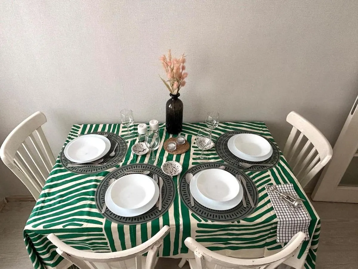 Pink House Walk Everywhere, 3Br, Fiber Internet Istanbul Villa